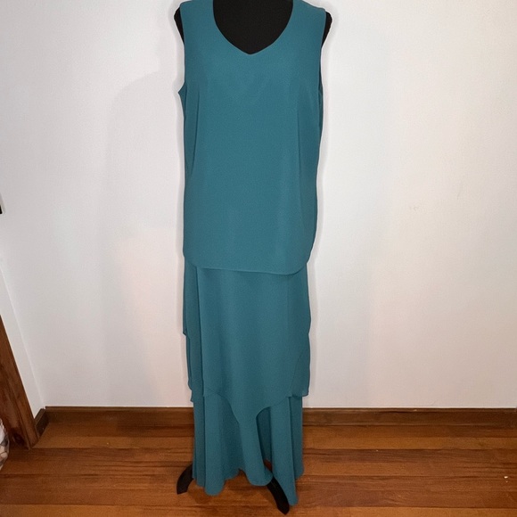 Florentine Soirée Flowing Teal Skirt Set - Picture 3 of 11